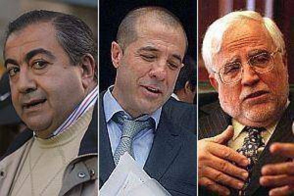 Renuncias y expulsados en las listas de Provincia
