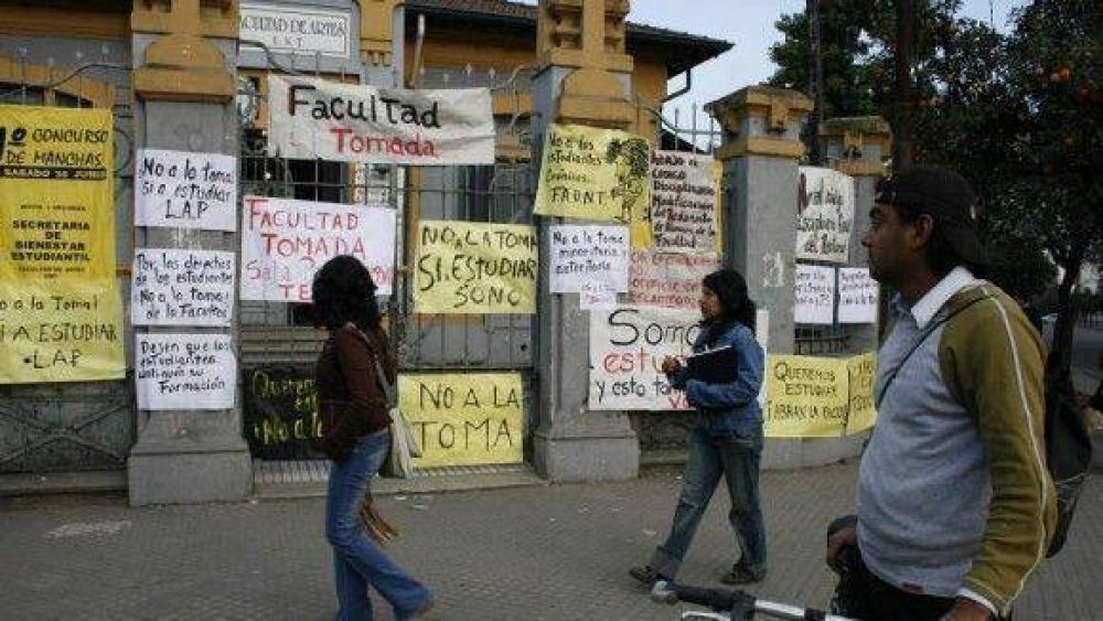 Toma de facultades: se complejiza el conflicto