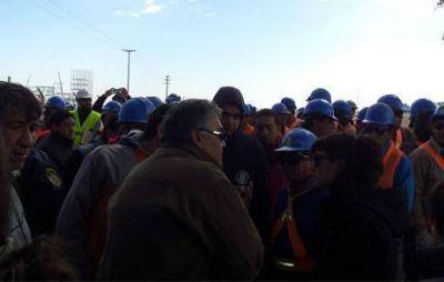 Monsanto: trabajadores rompieron el bloqueo y entraron al predio