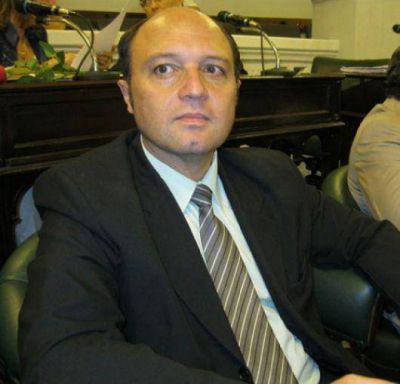Rub�n propone un abroquelamiento real del NEA para ir a Buenos Aires