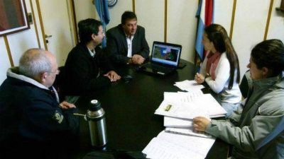 Rebord gestiona en Paran� la soluci�n al problema del agua