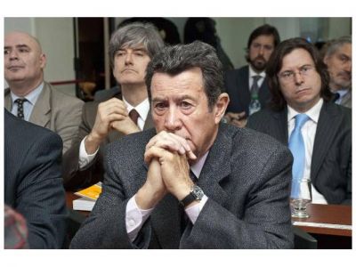 La Fiscal�a tambi�n pedir� condena para Alasino por las coimas