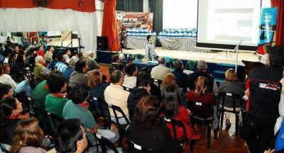 Porto disert� en Gualeguaych� sobre la vital importancia del uso del casco