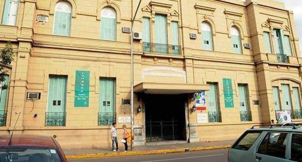 Hieren a una mujer de dos disparos en la cabeza