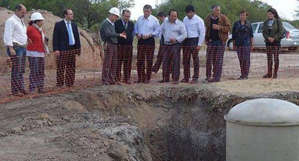 Colocaron 40 km de ca�os en el Acueducto norte