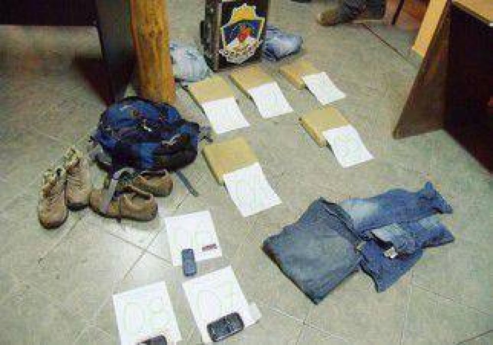 Viajaban a Chile con seis kilos de marihuana 