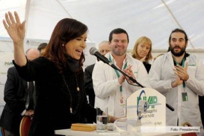 Cristina: "Algunos quieren volver a la Argentina del endeudamiento"