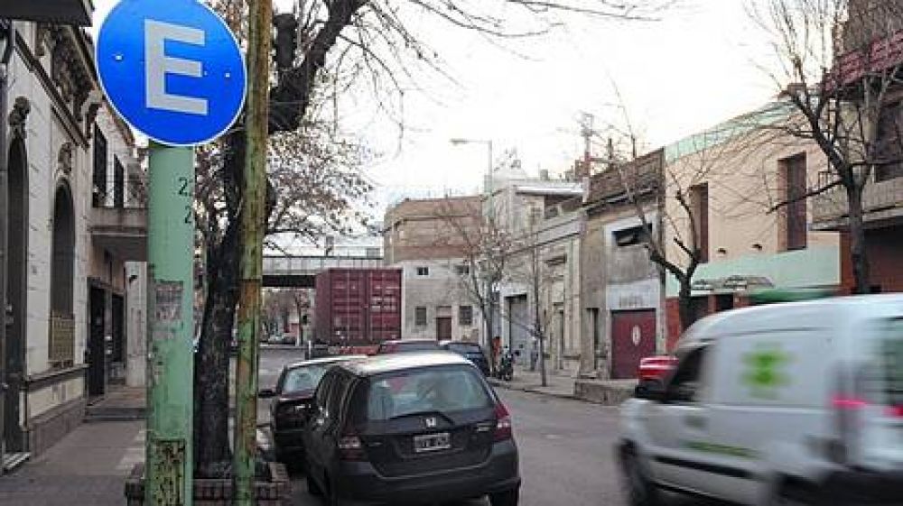 Habilitan 1.050 cuadras m�s para estacionar a la izquierda
