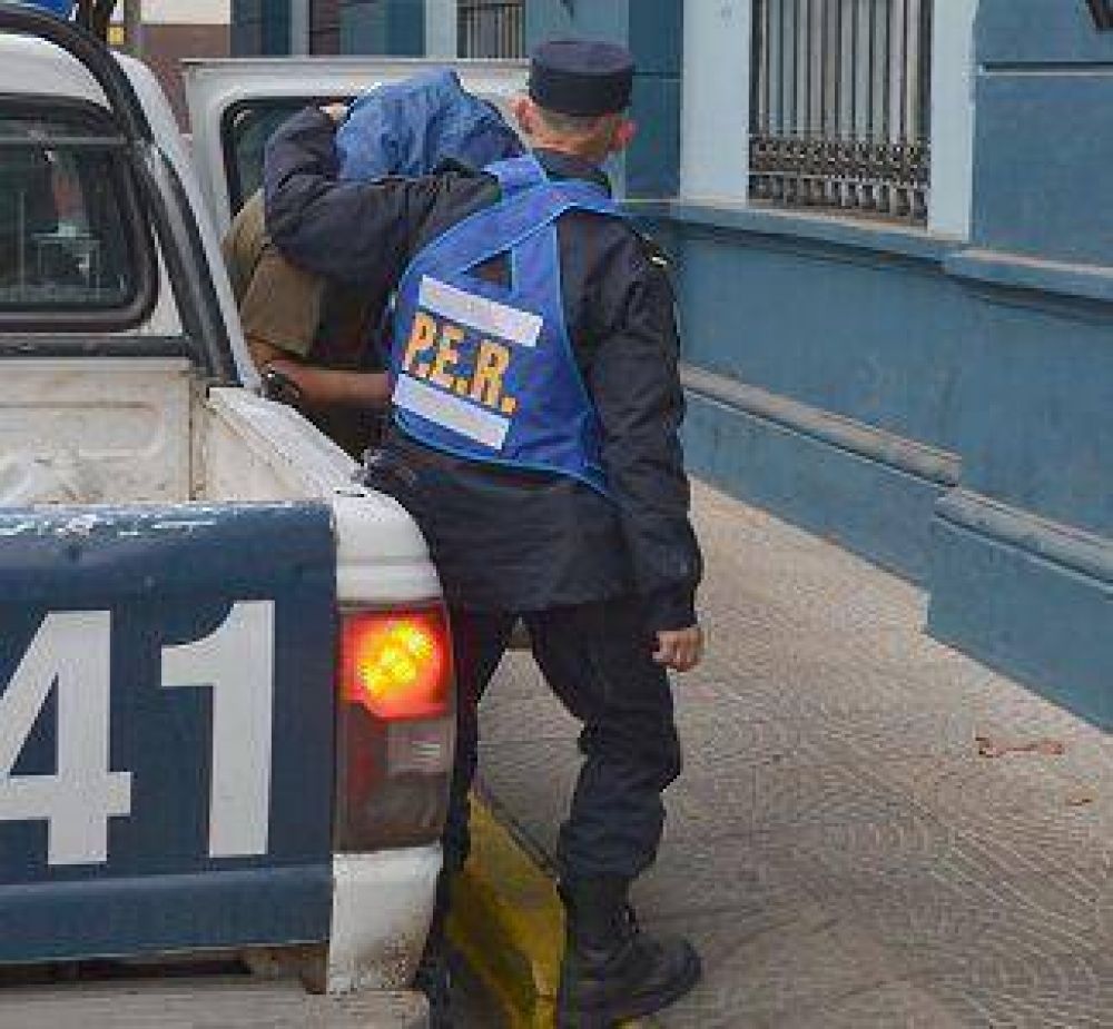 Fueron sobrese�dos tres hombres vinculados a un asalto a mano armada