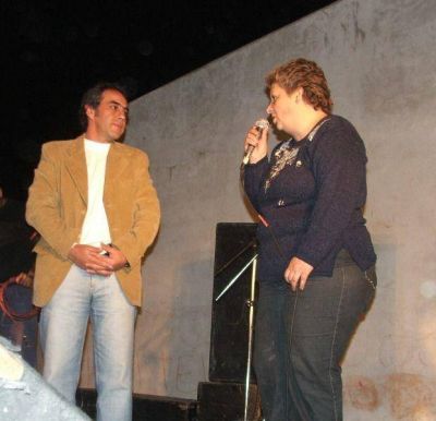 ESCOBAR: EL INTENDENTE VISITO EL COMEDOR COMUNITARIO EL MANA EN SU 10� ANIVERSARIO