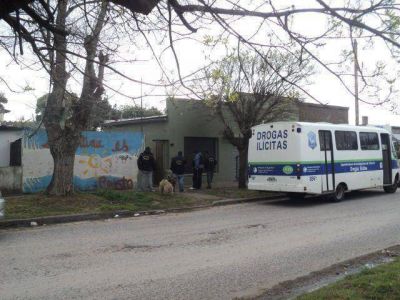 Desbarataron local que se utilizaba para vender drogas