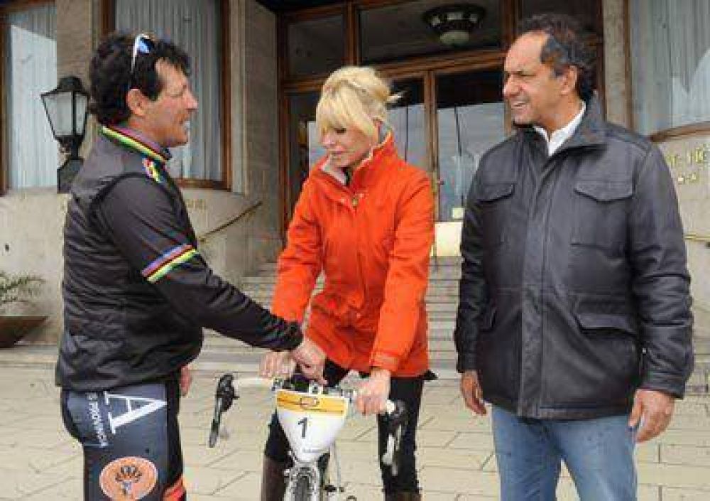 Scioli convoc� a votar a los candidatos del oficialismo