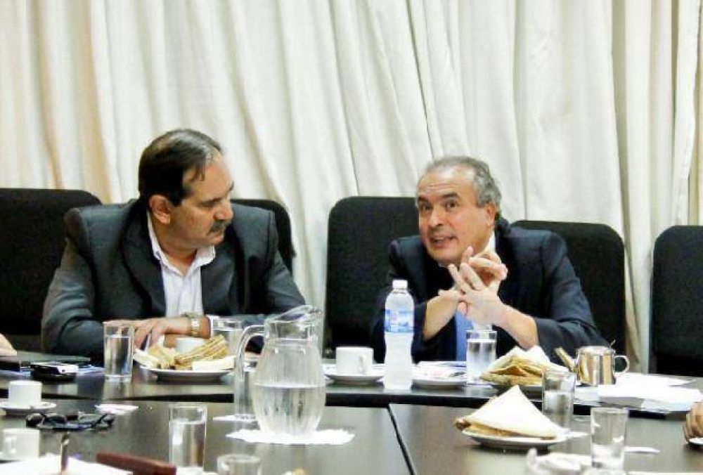 L�pez: "Tenemos que trabaja fuerte para los argentinos" 
