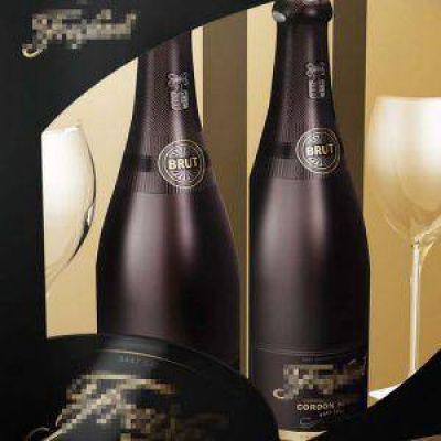 Presos por intentar estafar con botellas de champagne