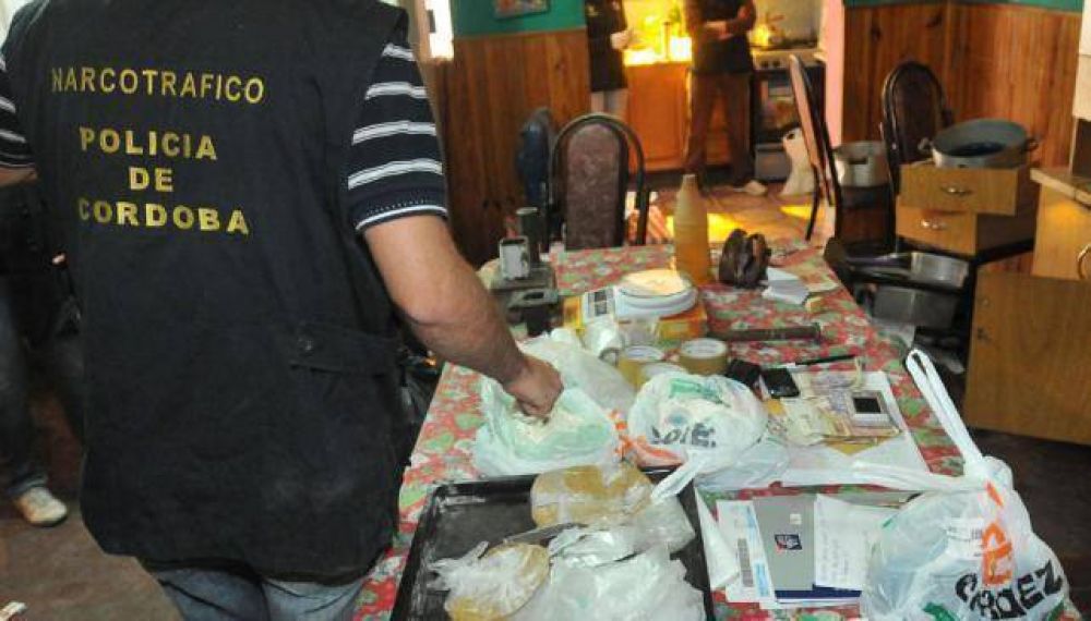 La Fiscal�a General pidi� control de operativos por menudeo