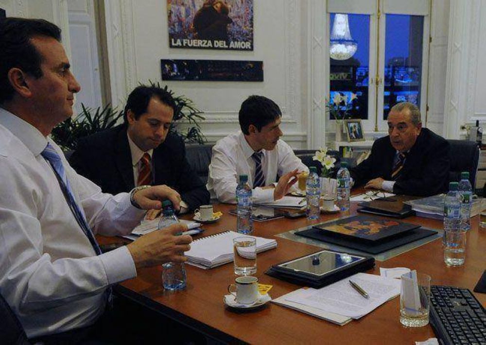 �Paco� P�rez dijo estar �sorprendido� por el anuncio del juicio por el r�o Atuel