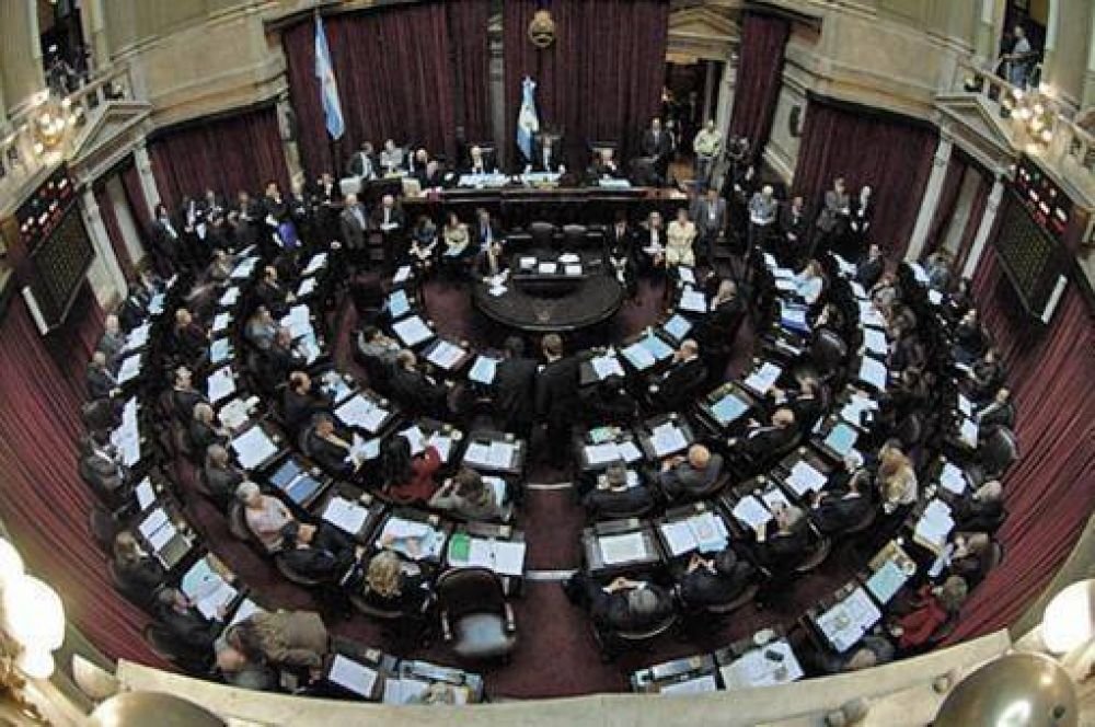 El Senado inicia el debate del Presupuesto y la emergencia económica