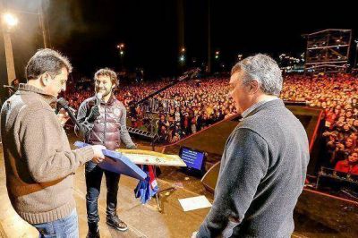 Una multitud festej� la Primavera junto a Diego Torres en Tigre