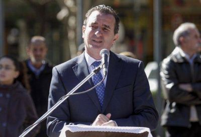 Paco P�rez ignora a Julio Cobos: �No estoy para responderle a �l, estoy para gobernar y concretar�
