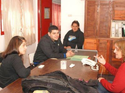 Ayuda a afectados en la ribera local