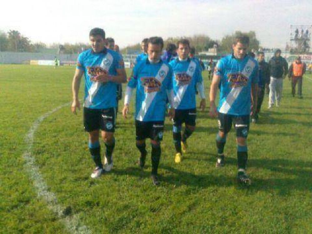 Villa San Carlos cay� 1-3 ante Instituto