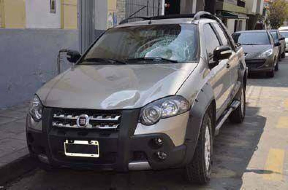 Muere tras ser embestido en avenida Italia