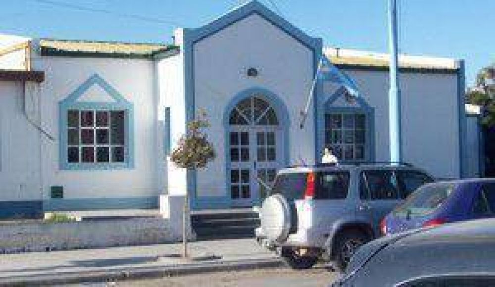 Un hombre intent� quitarse la vida prendi�ndose fuego en la Comisar�a de Rawson