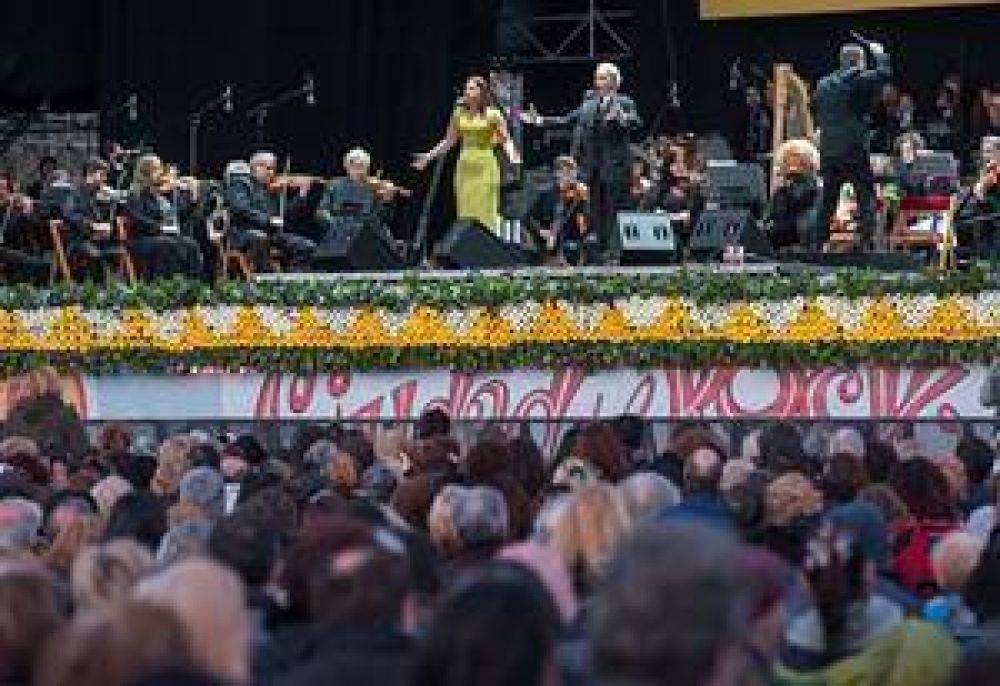 La Ciudad del Rock vibr� con la l�rica de Jos� Carreras