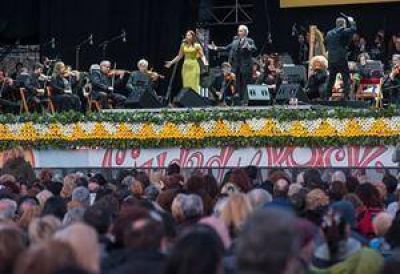 La Ciudad del Rock vibr� con la l�rica de Jos� Carreras