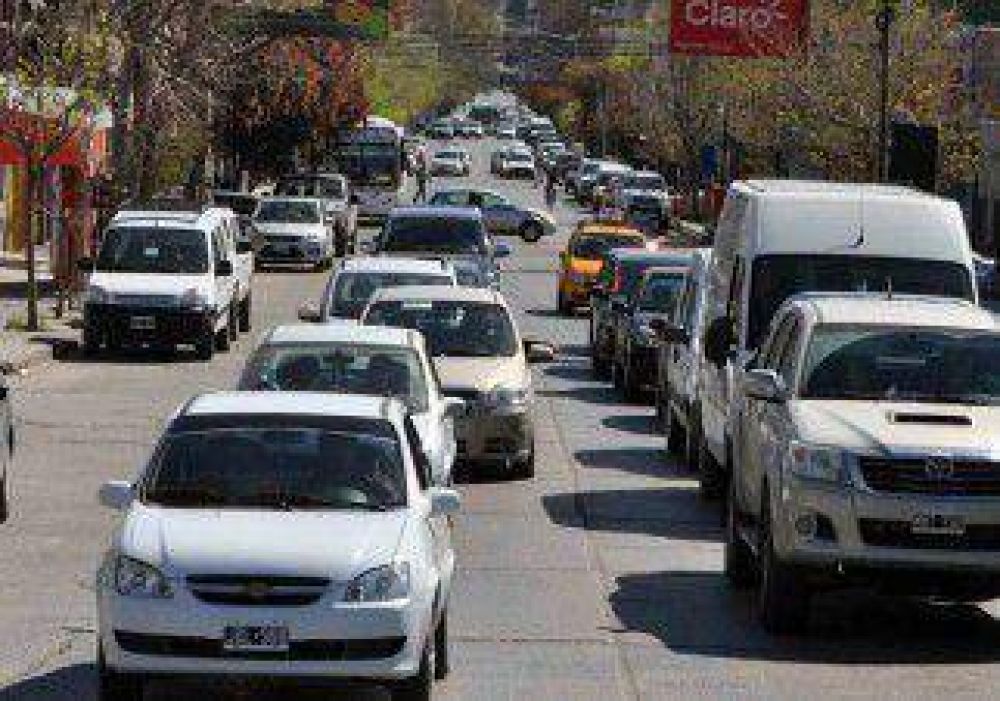 La ciudad colapsada por la cantidad de autos 