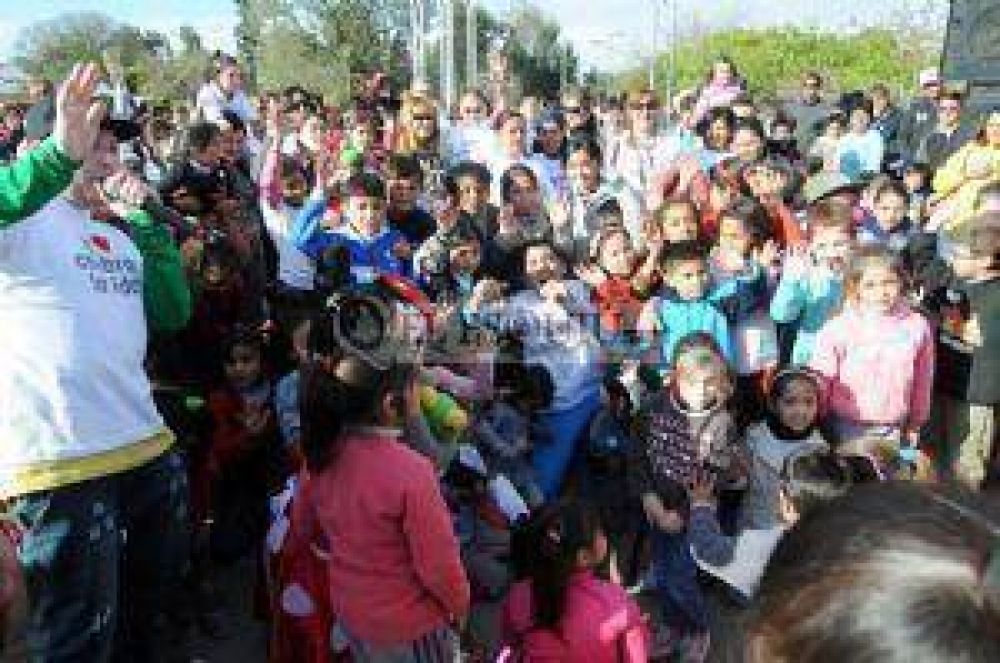 Pericias y testimonios complican al padrastro de la nena fallecida