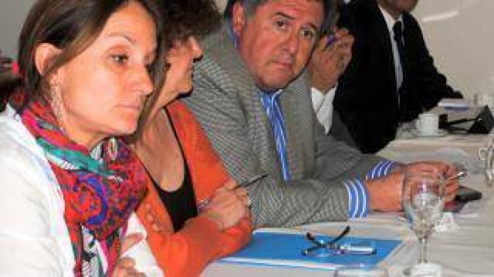 Provincias del NOA piensan en solicitar a la Naci�n la elaboraci�n de un plan maestro para el manejo del agua