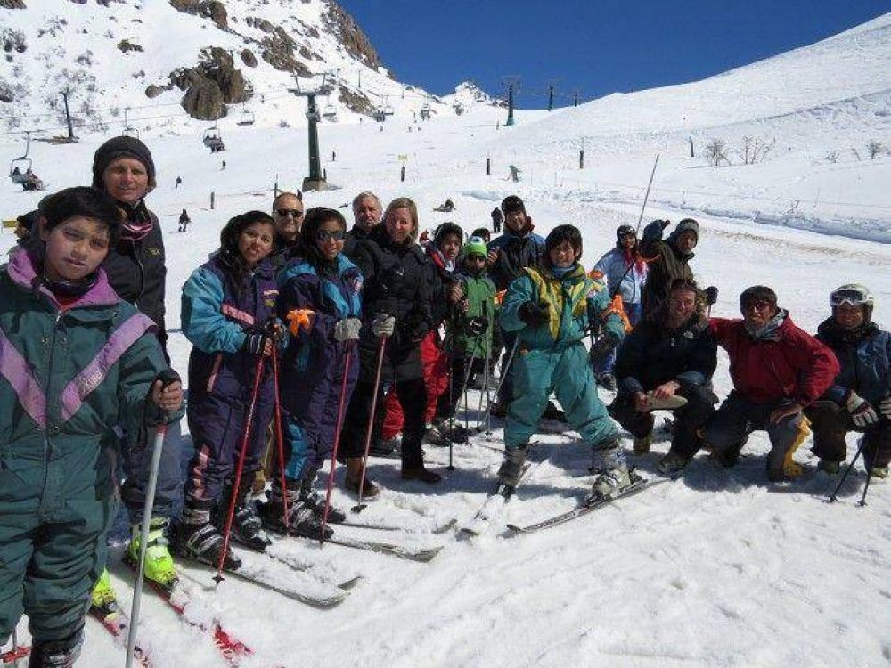 M�s de 300 j�venes disfrutaron el Catedral