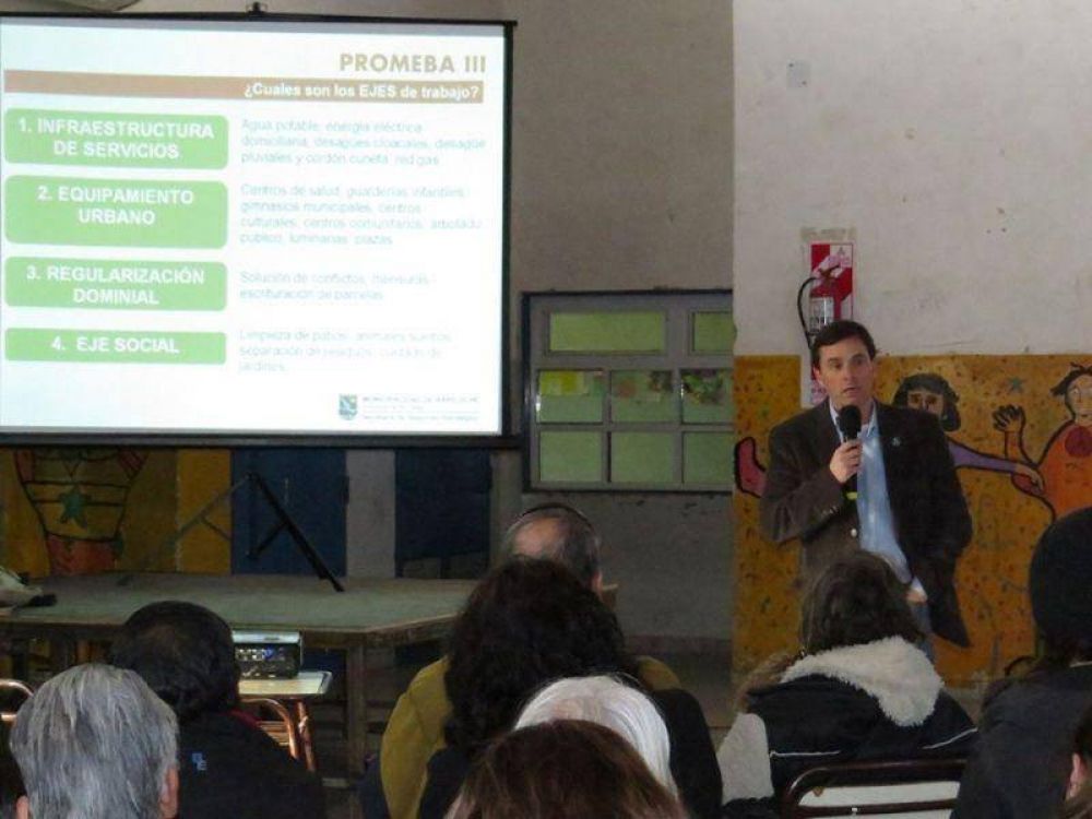 Presentaron programa de mejoramiento barrial a vecinos de Pampa de Huenuleo