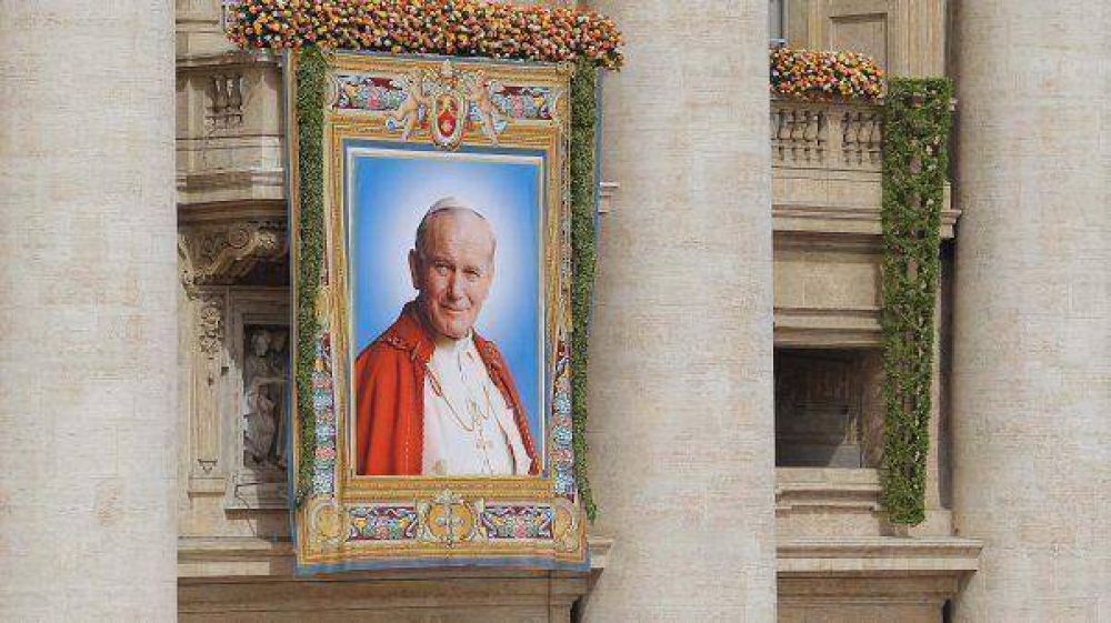 Franciso puso fecha para canonizar a Juan Pablo II y Juan XXIII