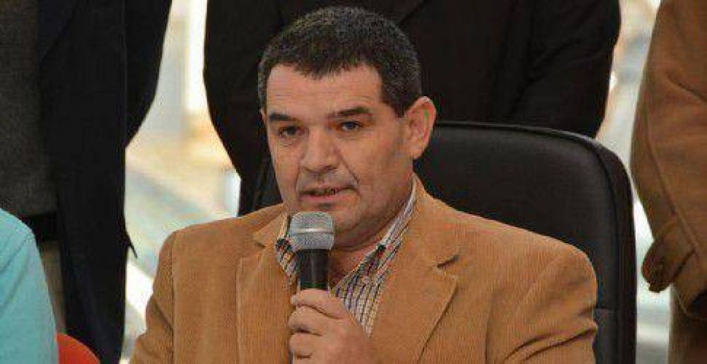 Alfredo Olmedo se siente amenazado por Juan Carlos Romero