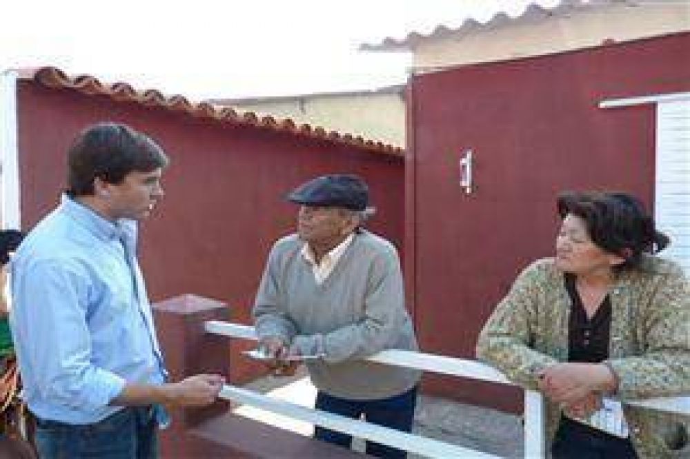 Mat�as Posadas: �Le pedimos a los vecinos que nos ayuden a difundir nuestro mensaje�