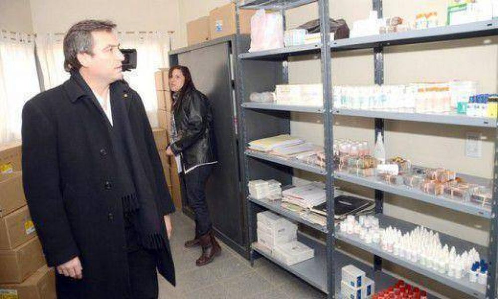 Nuevo conflicto en salud: atenci�n resentida en los 97 dispensarios de la ciudad