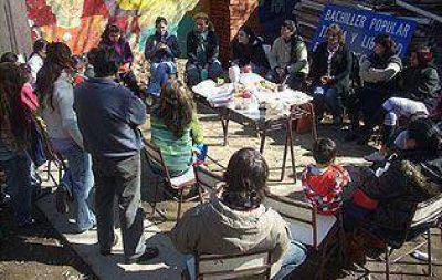 Educadores populares en Villa Fiorito trabajan para incluir