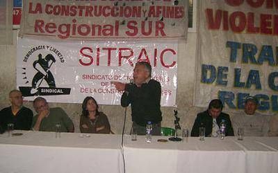 Denuncian falta de inversi�n en obras h�dricas en Lomas de Zamora