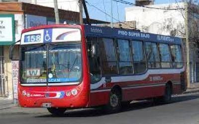 Lan�s: L�nea de colectivos 158 contrata a choferes "villeros" para combatir robos