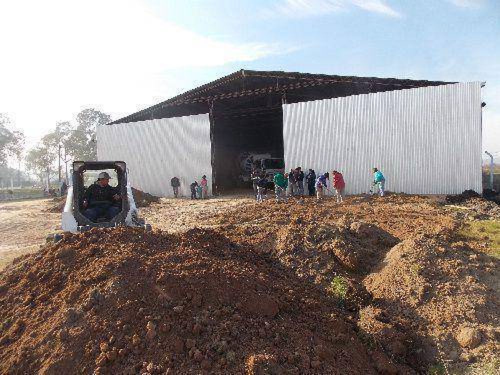 Presidente Per�n: Construyen un Polo Productivo