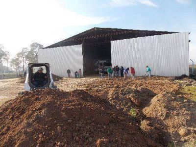 Presidente Per�n: Construyen un Polo Productivo