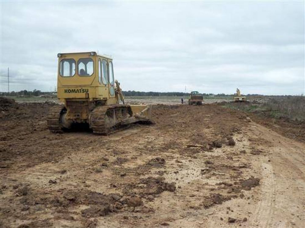 Ensenada: Avanza la construcci�n del cementerio de Ensenada