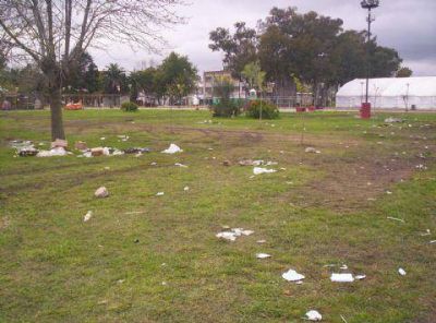 Vicente disgustado porque el Parque C�vico �qued� en malas condiciones�