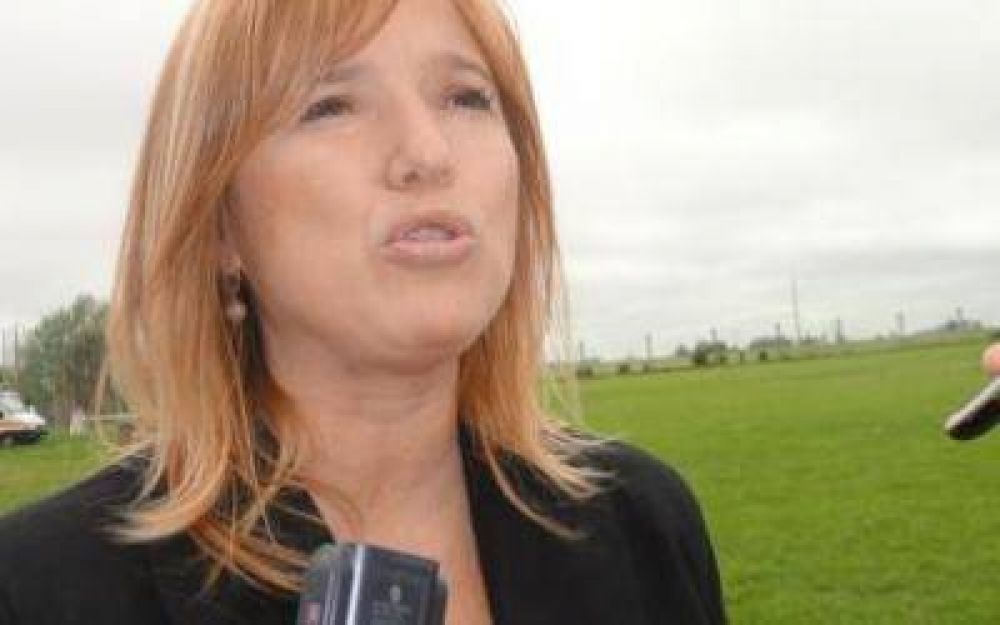 Elecciones 2013: Cristina lvarez Rodrguez rene a intendentes de la Segunda Seccin