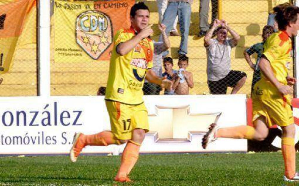 �Estamos mejorando pero apuntamos a ganar afuera�