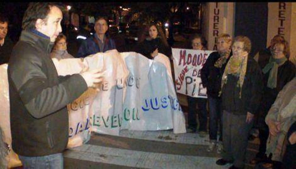'Una mancha de sangre hace que el Fiscal espere con expectativas los nuevos ADN' 