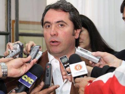 El �nico intendente dem�crata apoy� a un candidato de otro partido