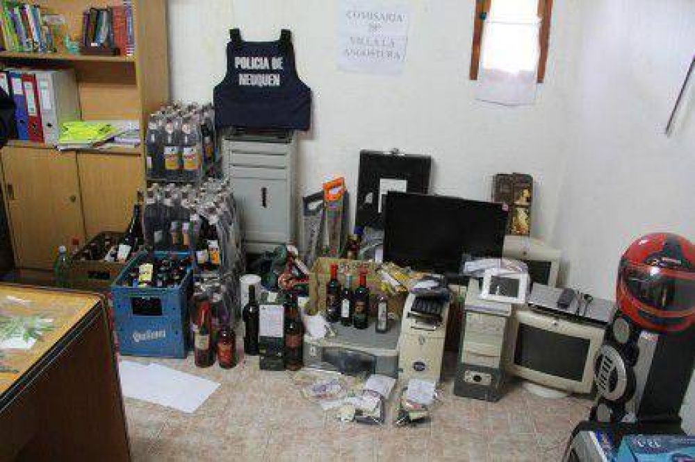 Los elementos secuestrados estar�an vinculados a unos 20 robos y hurtos